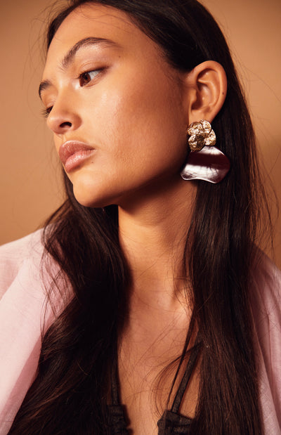 Bow 19 Violet Earrings Burgundy