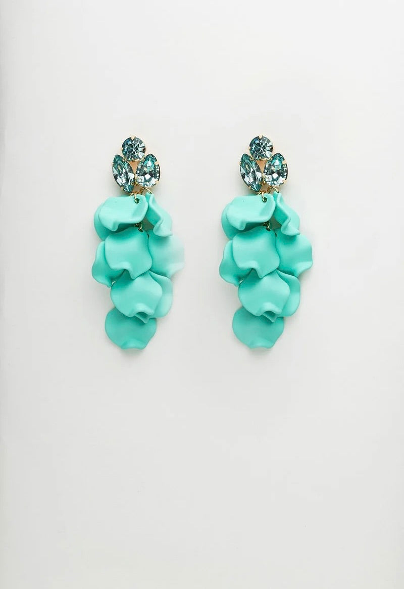 Bow 19 Leaf Stone Earrings Aqua