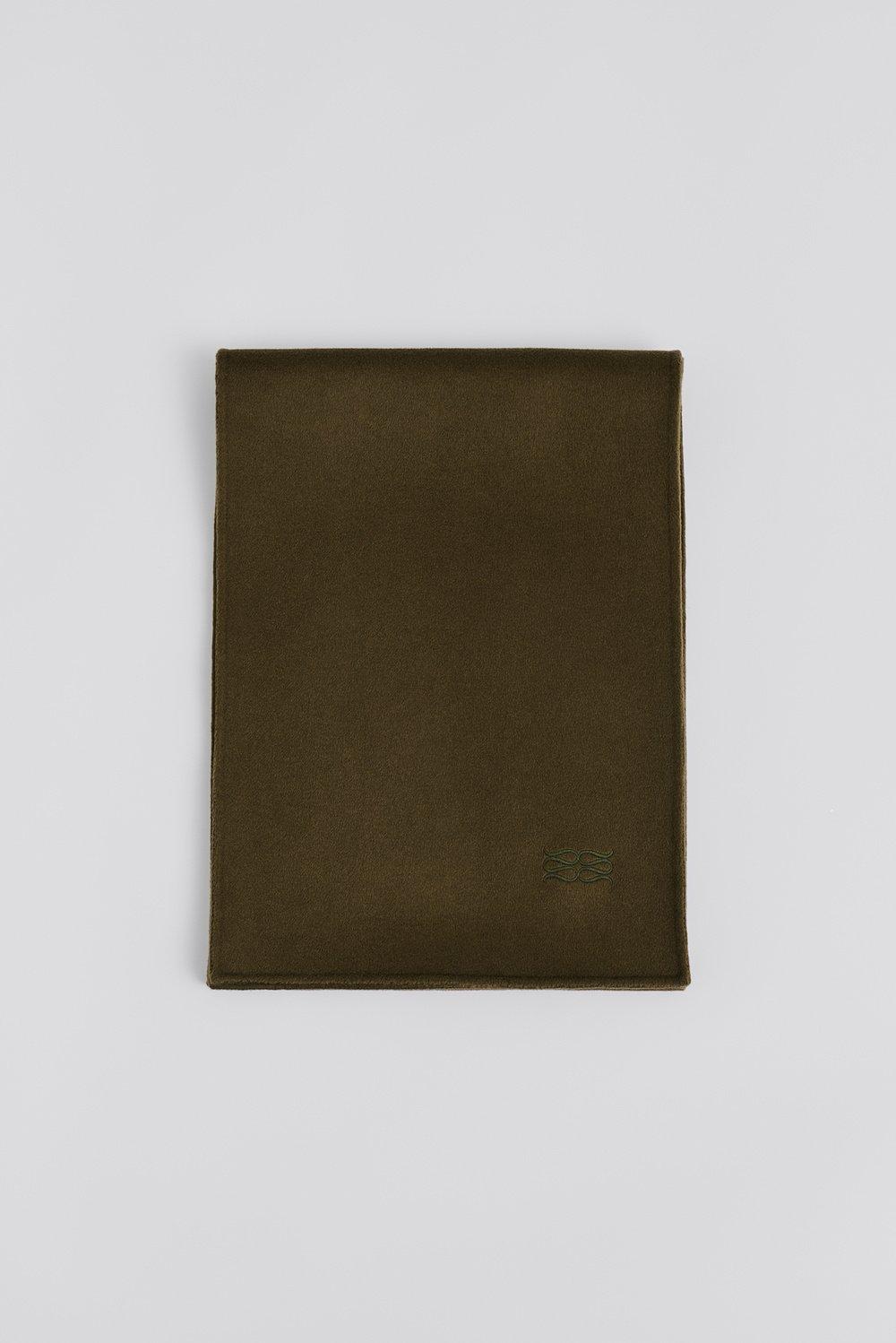 Malina Aloria Scarf