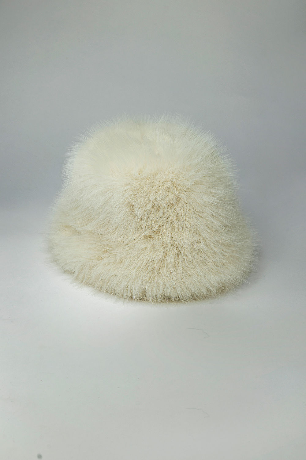 Bow 19 Anais Bucket Hat Offwhite