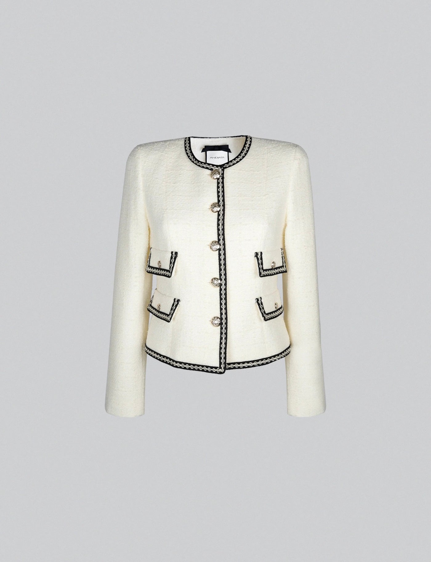 AndiataLesley Blazer White