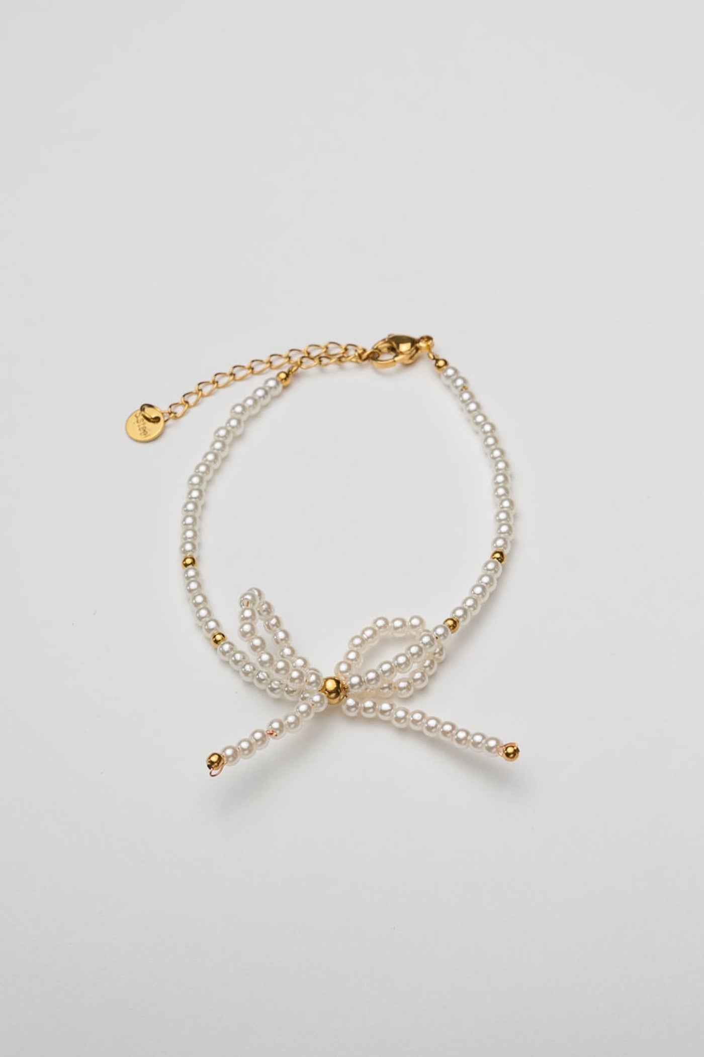 Bow 19 Bow Pearl Bracelet