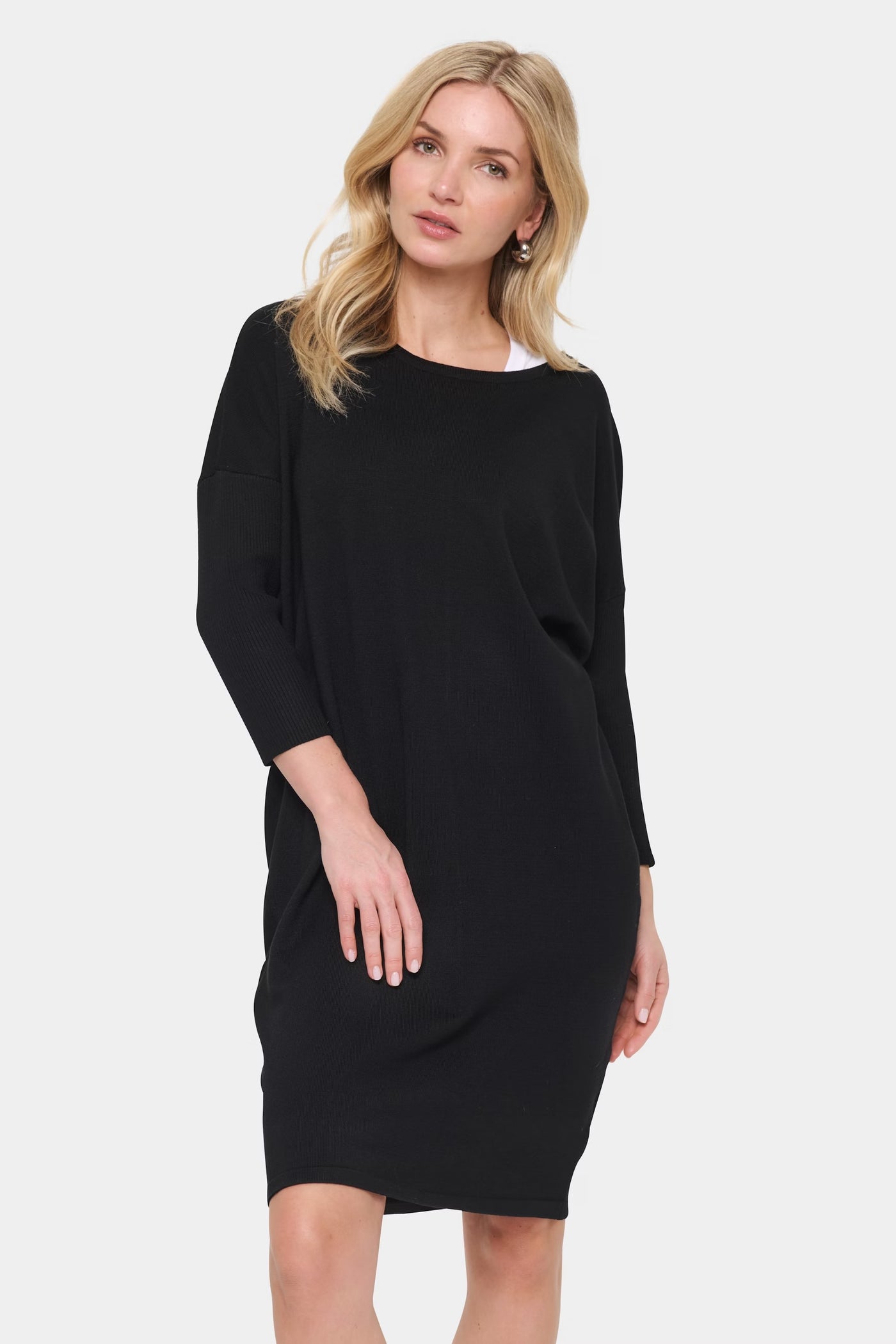 Saint Tropez Mila Mekko musta